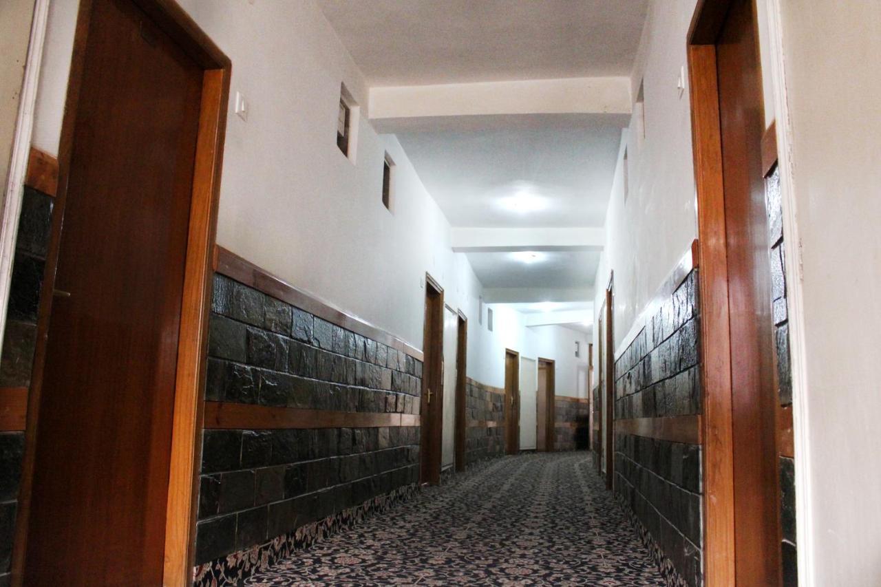 דרמסאלה Hotel Vatika - The Riverside Resort מראה חיצוני תמונה